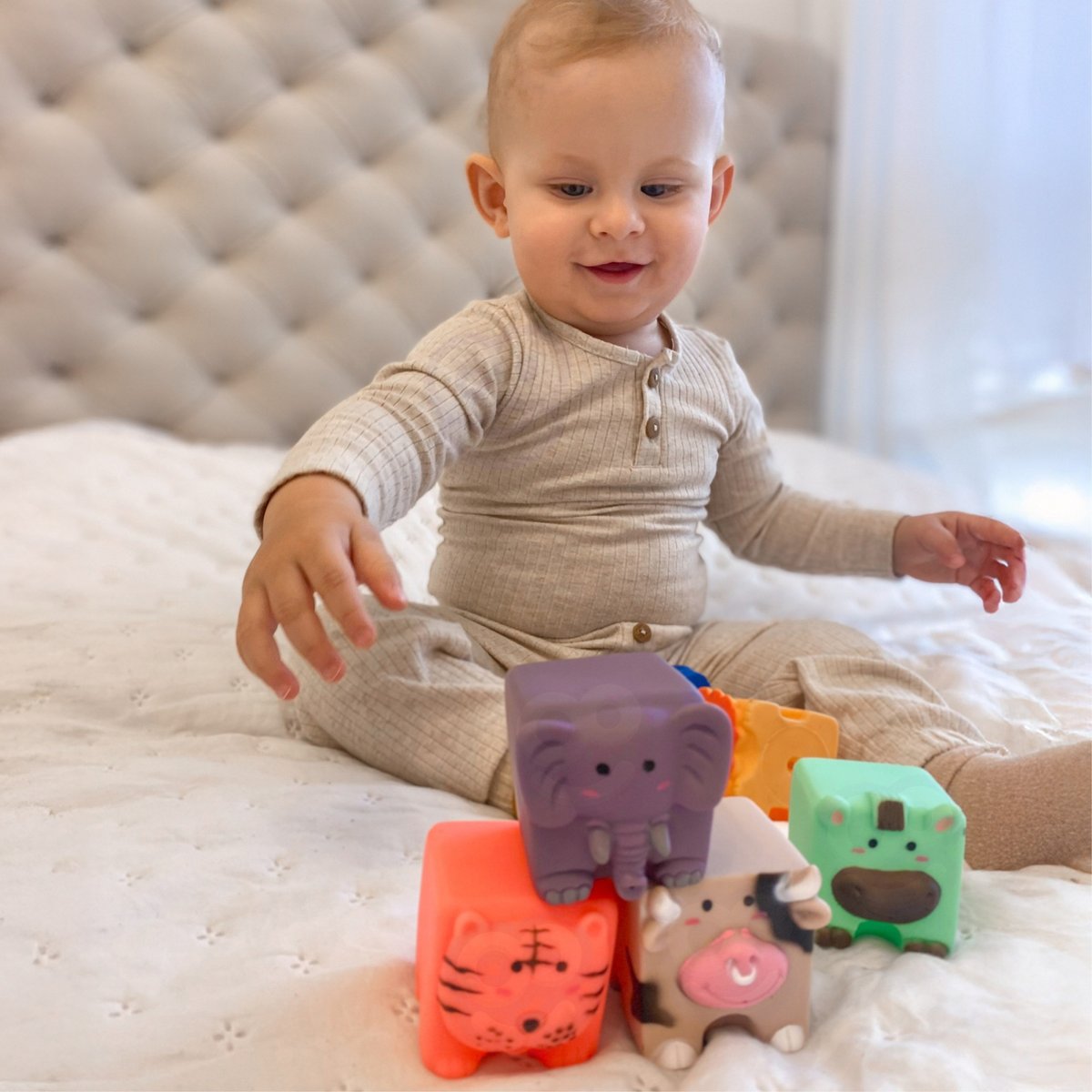 Klocki Sensoryczne Zwierzątka Układanka do Ściskania + Dźwięk 6 el. WOOPIE BABY – zdjęcie 15