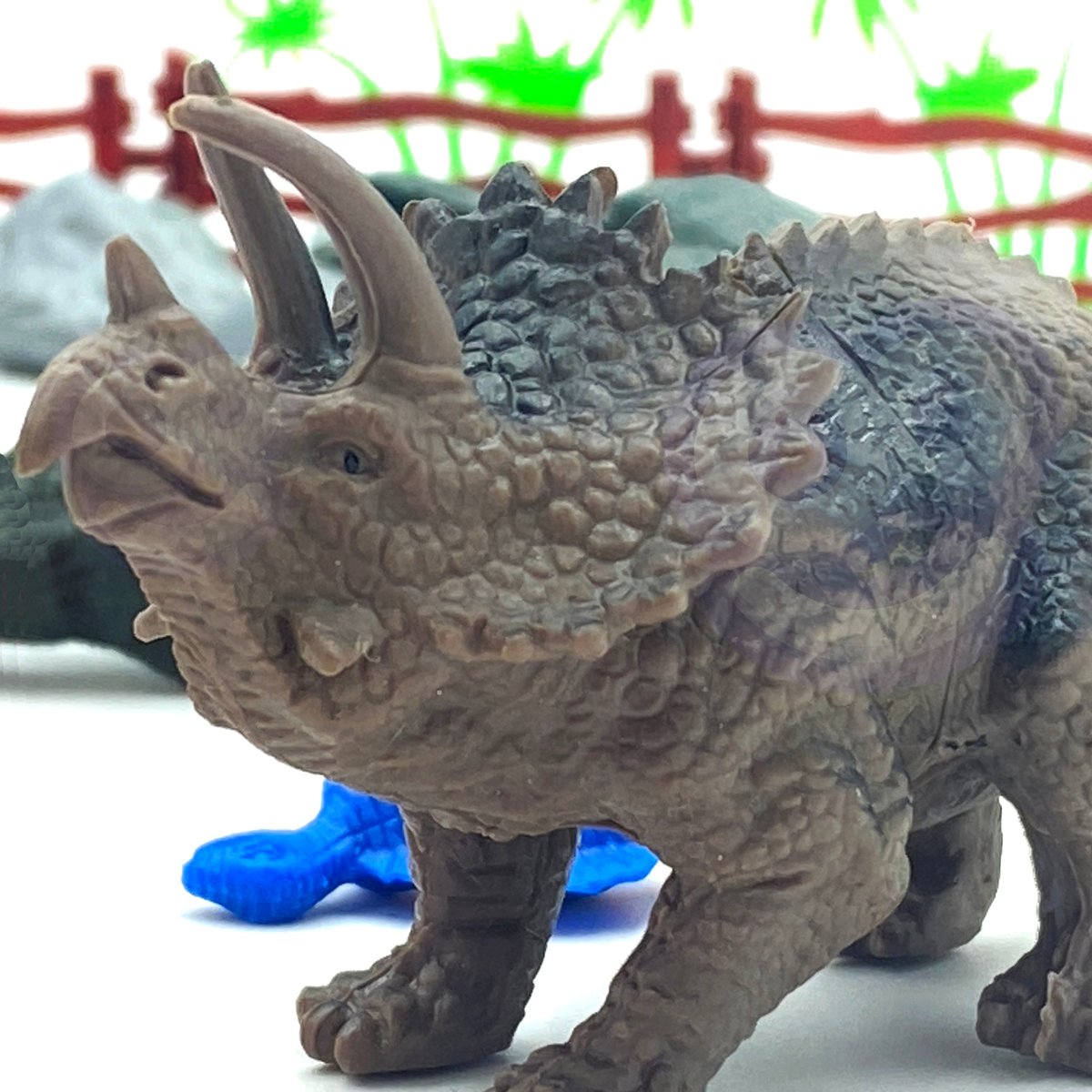 Zestaw Figurki Dinozaury 40 el. WOOPIE
