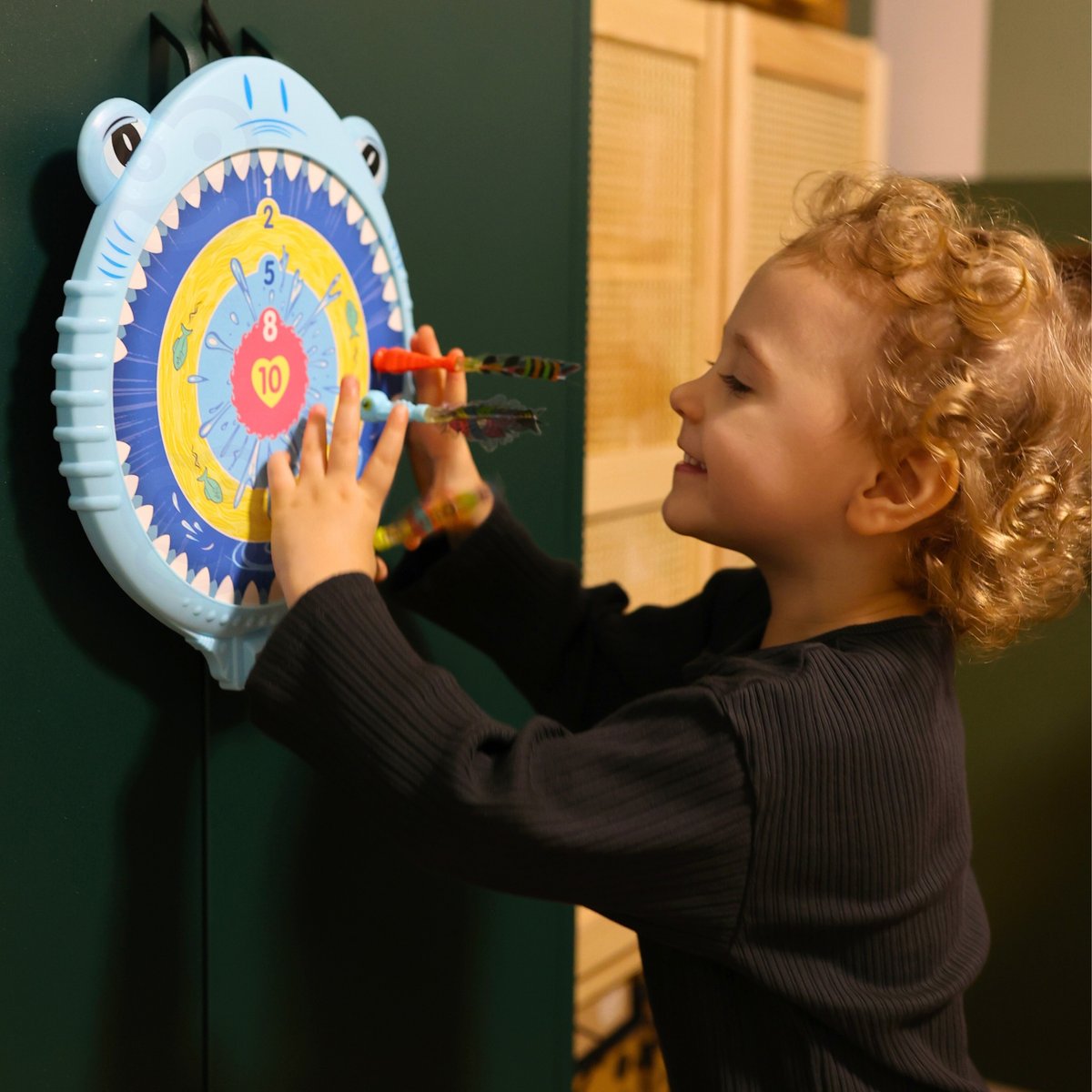 Magnetyczna Gra w Rzutki Dart Tarcza Wesoły Rekinek WOOPIE – zdjęcie 5