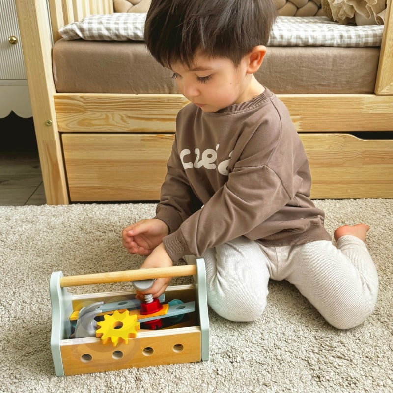Drewniana Skrzynka z Narzędziami Zestaw 18 el. TOOKY TOY