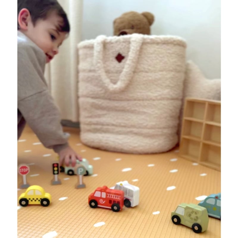 TOOKY TOY Zestaw Drewnianych Pojazdów i Znaków Drogowych w Pudełku