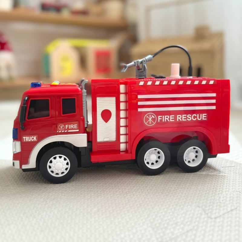 WOOPIE Zdalnie Sterowane Auto Wóz Strażacki RC Funkcja Pryskania Wodą