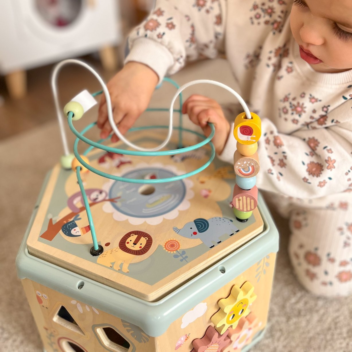 Interaktywny Drewniany Sześciokąt Montessori Otwierane Pudełko TOOKY TOY – zdjęcie 24
