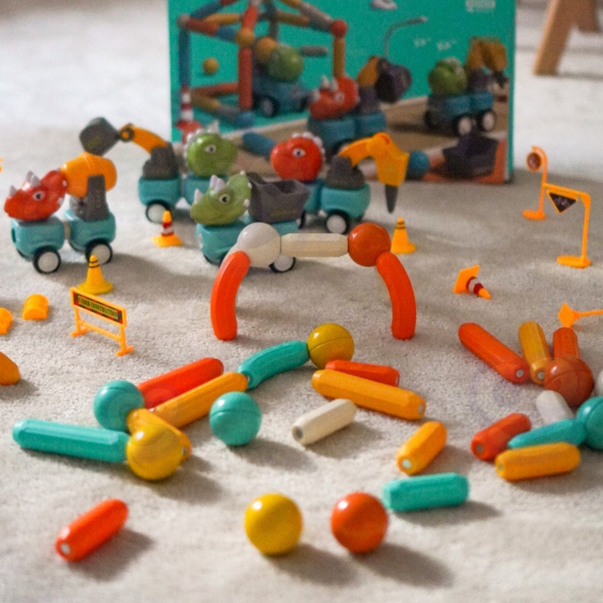 Klocki Magnetyczne Dinozaury Konstrukcyjne 84 el. WOOPIE – zdjęcie 20