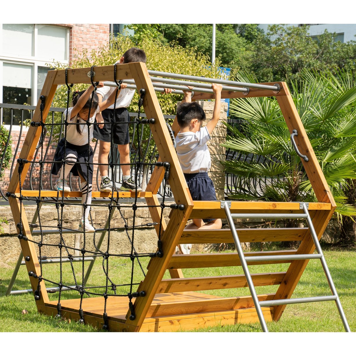 Classic World Edu Drewniany Zestaw Wspinaczkowy Heksagenalny Plac Zabaw