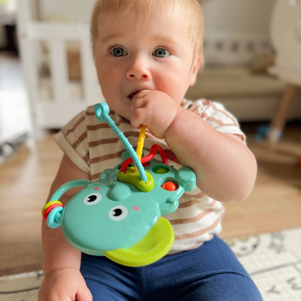 Gryzak Sensoryczny Słonik ze Sznurkami do Ciągnięcia Montessori 4w1 WOOPIE BABY