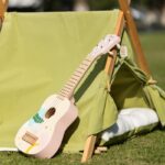 CLASSIC WORLD Drewniane Ukulele Gitara dla Dzieci Różowe