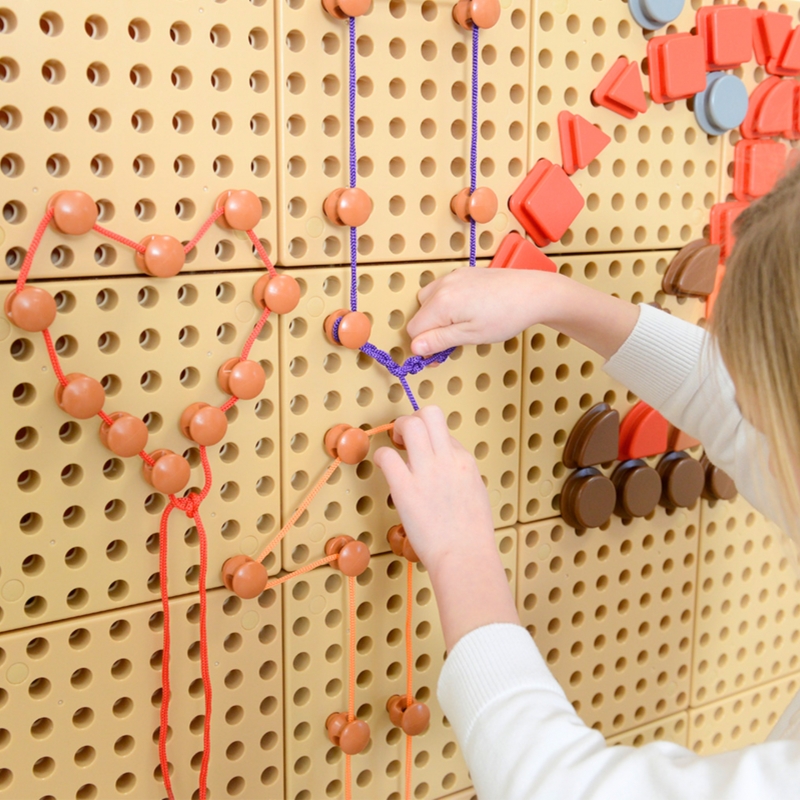 MASTERKIDZ Zestaw Kołeczki i Sznurki - Do Tablicy Naukowo-Kreatywnej STEM MASTERKIDZ Zestaw Kołeczki i Sznurki - Do Tablicy Naukowo-Kreatywnej STEM