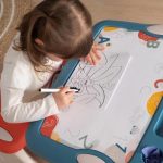 Smoby Stolik z Tablicą Do Rysowania Biurko z Ławką + 12 akcesoriów