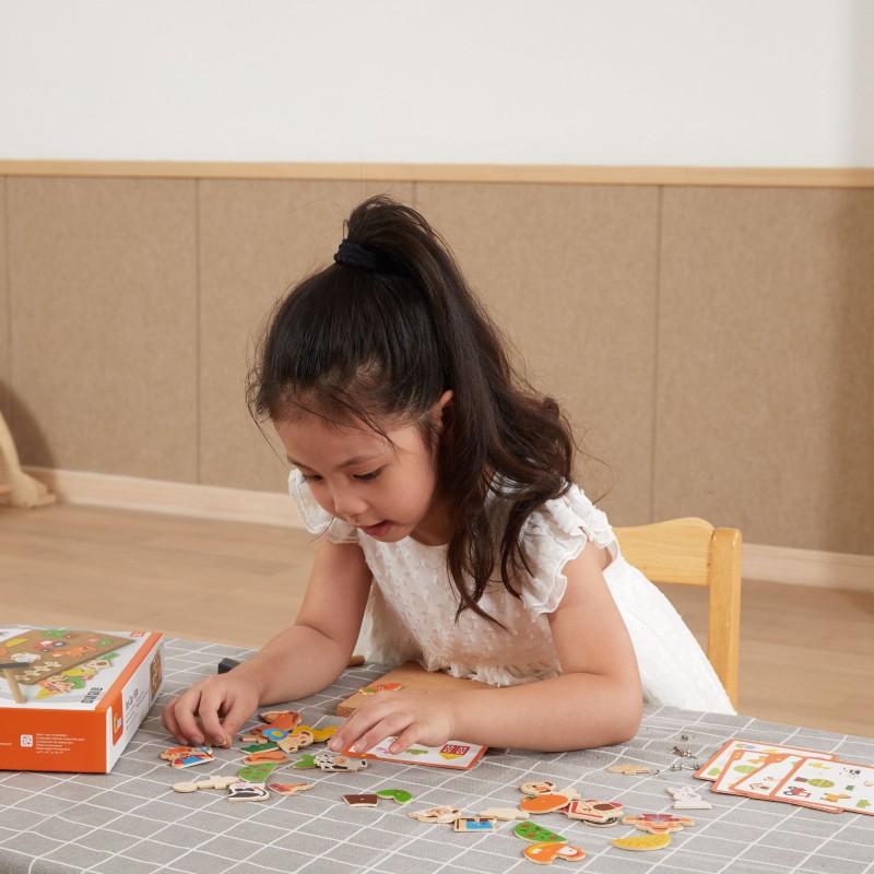 Drewniana Przybijanka Farma z Korkową Tablicą Montessori VIGA Toys Drewniana Przybijanka Farma z Korkową Tablicą Montessori VIGA Toys