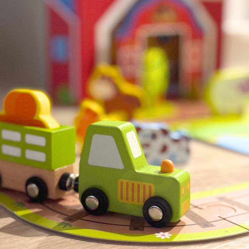 TOOKY TOY Drewniana Farma w Walizce Figurki Pojazdy TOOKY TOY Drewniana Farma w Walizce Figurki Pojazdy