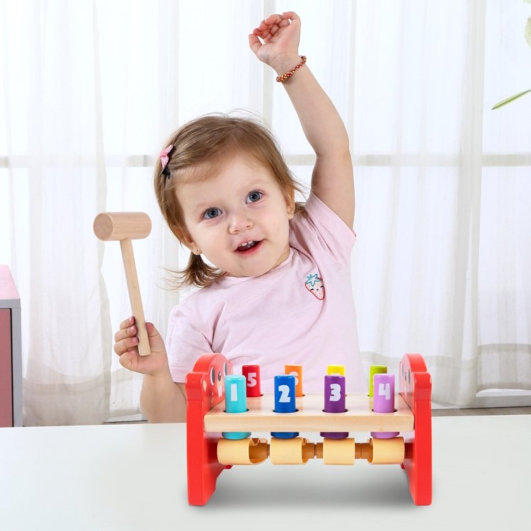 TOOKY TOY Wbijak Przebijak Drewniany Kolorowy TOOKY TOY Wbijak Przebijak Drewniany Kolorowy