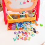 WOOPIE Dwustronna Tablica Magnetyczna do Rysowania i Nauki Liczb oraz Liter 56 el. WOOPIE Dwustronna Tablica Magnetyczna do Rysowania i Nauki Liczb oraz Liter 56 el.