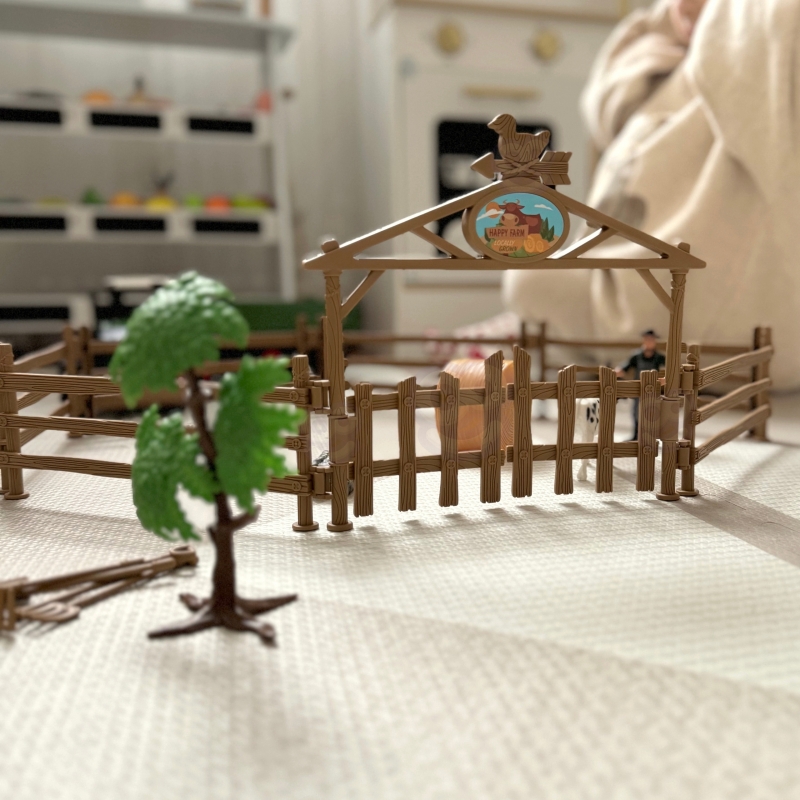 WOOPIE Zestaw Mini Farma Traktor Zwierzęta Osada Farma Rolnik 1:24 WOOPIE Zestaw Mini Farma Traktor Zwierzęta Osada Farma Rolnik 1:24