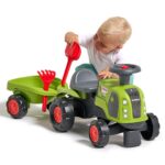 FALK Jeździk Claas 470 Arion Zielony z Przyczepką  + Zestaw do piasku FALK Jeździk Claas 470 Arion Zielony z Przyczepką  + Zestaw do piasku