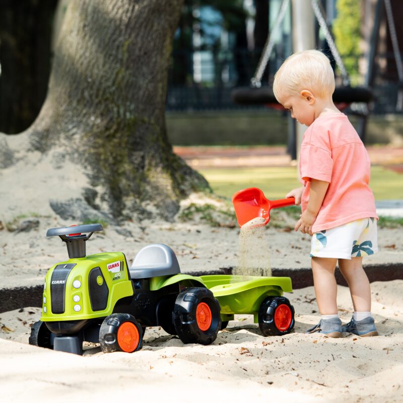 FALK Jeździk Claas 470 Arion Zielony z Przyczepką  + Zestaw do piasku FALK Jeździk Claas 470 Arion Zielony z Przyczepką  + Zestaw do piasku