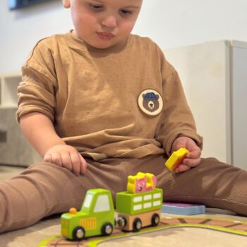 Zabawki dla dzieci do małych mieszkań – Jak zorganizować mądrze przestrzeń